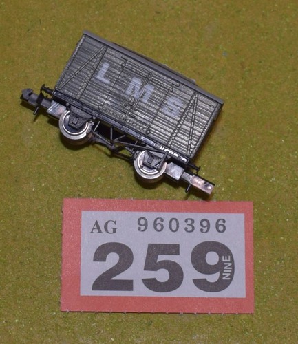 Gauge wagon for farish peco - gauge,
