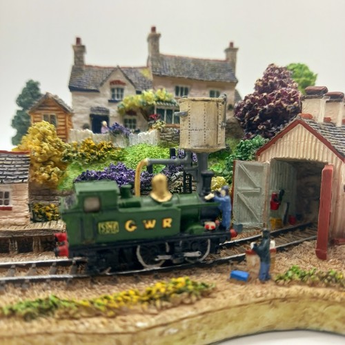 Scale gauge locomotive train - n,