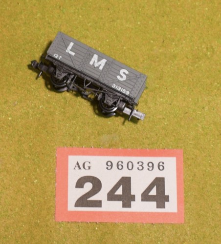 Gauge wagon for farish peco - n,